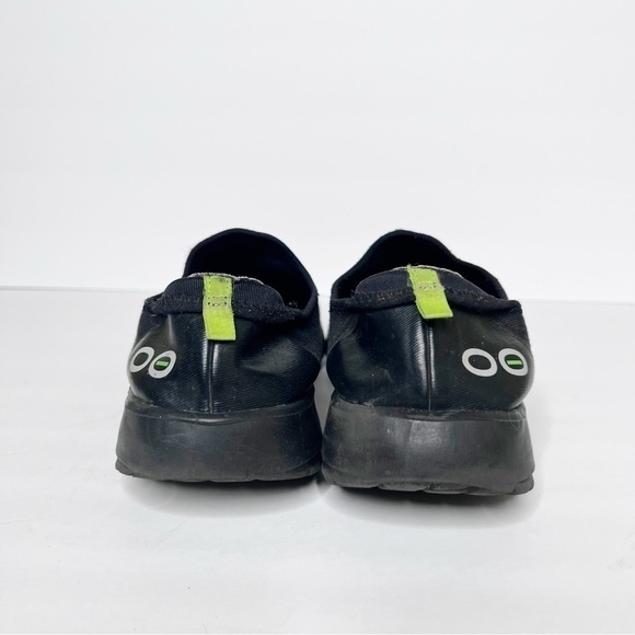 OOFOS OOmg eeZee Low Shoe Black Size 7.5 Men display picture 3